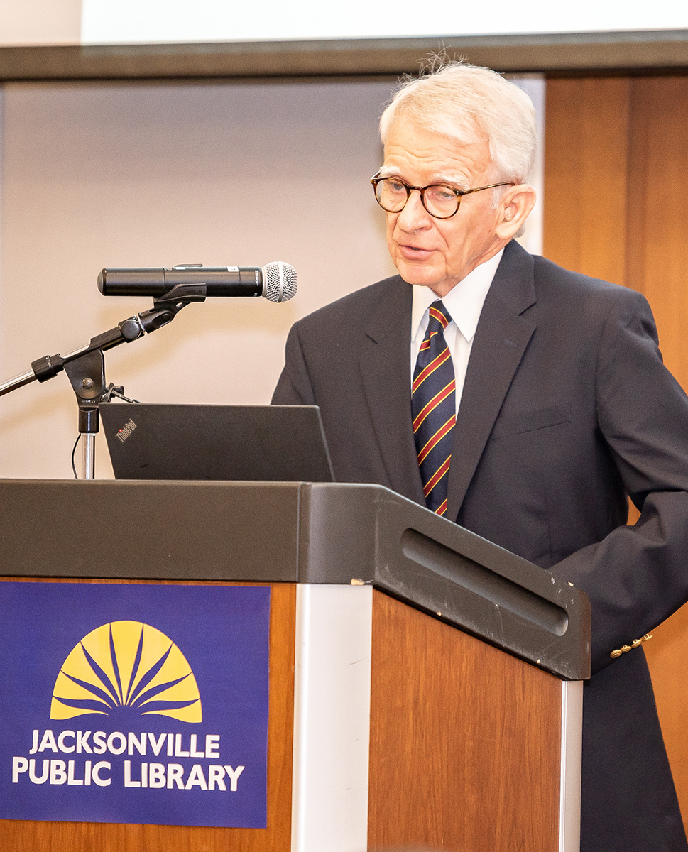 GCS 2019 Joe Riley at podium