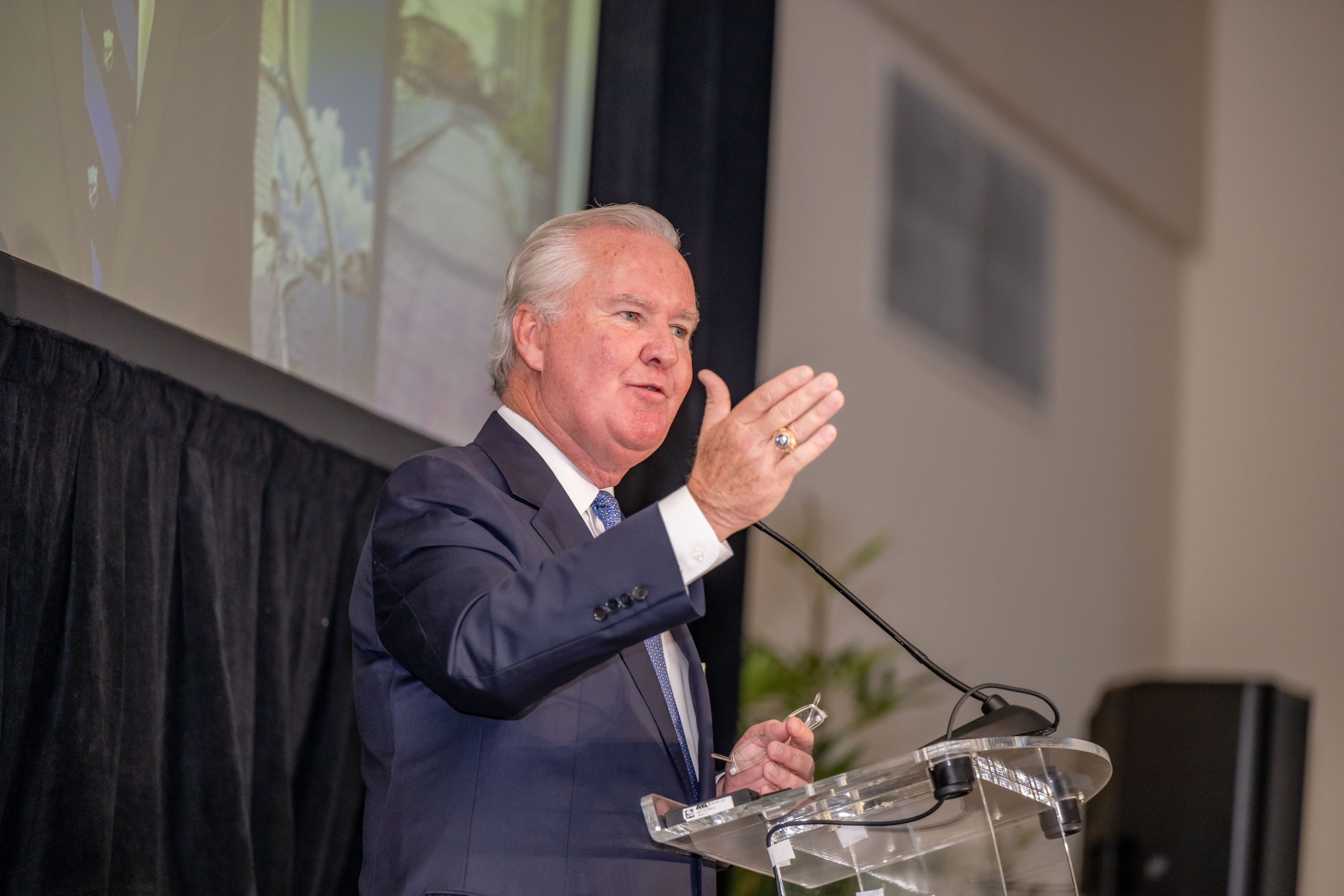 Buckhorn Inspires Audience at Great Cities Symposium 2022 | SJ